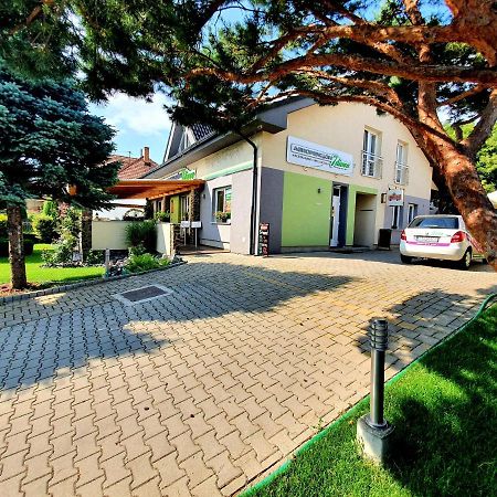 Agropenzion 7Divov Dolna Krupa Εξωτερικό φωτογραφία