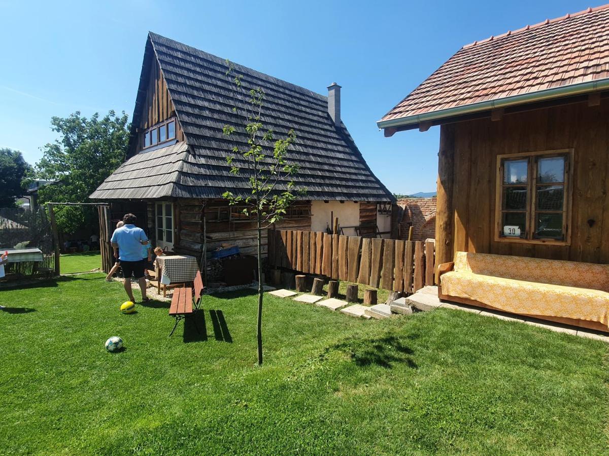 Agropenzion 7Divov Dolna Krupa Εξωτερικό φωτογραφία