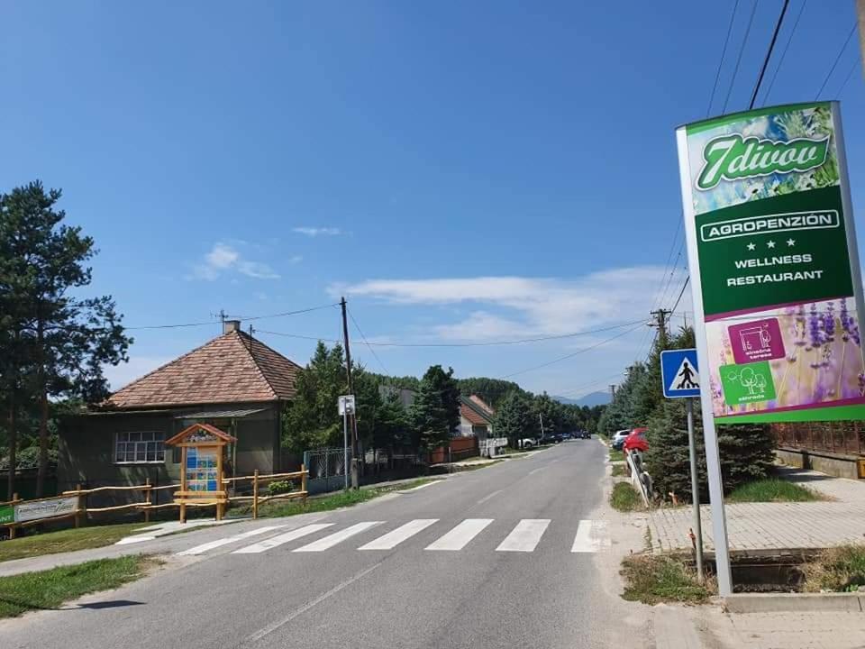 Agropenzion 7Divov Dolna Krupa Εξωτερικό φωτογραφία